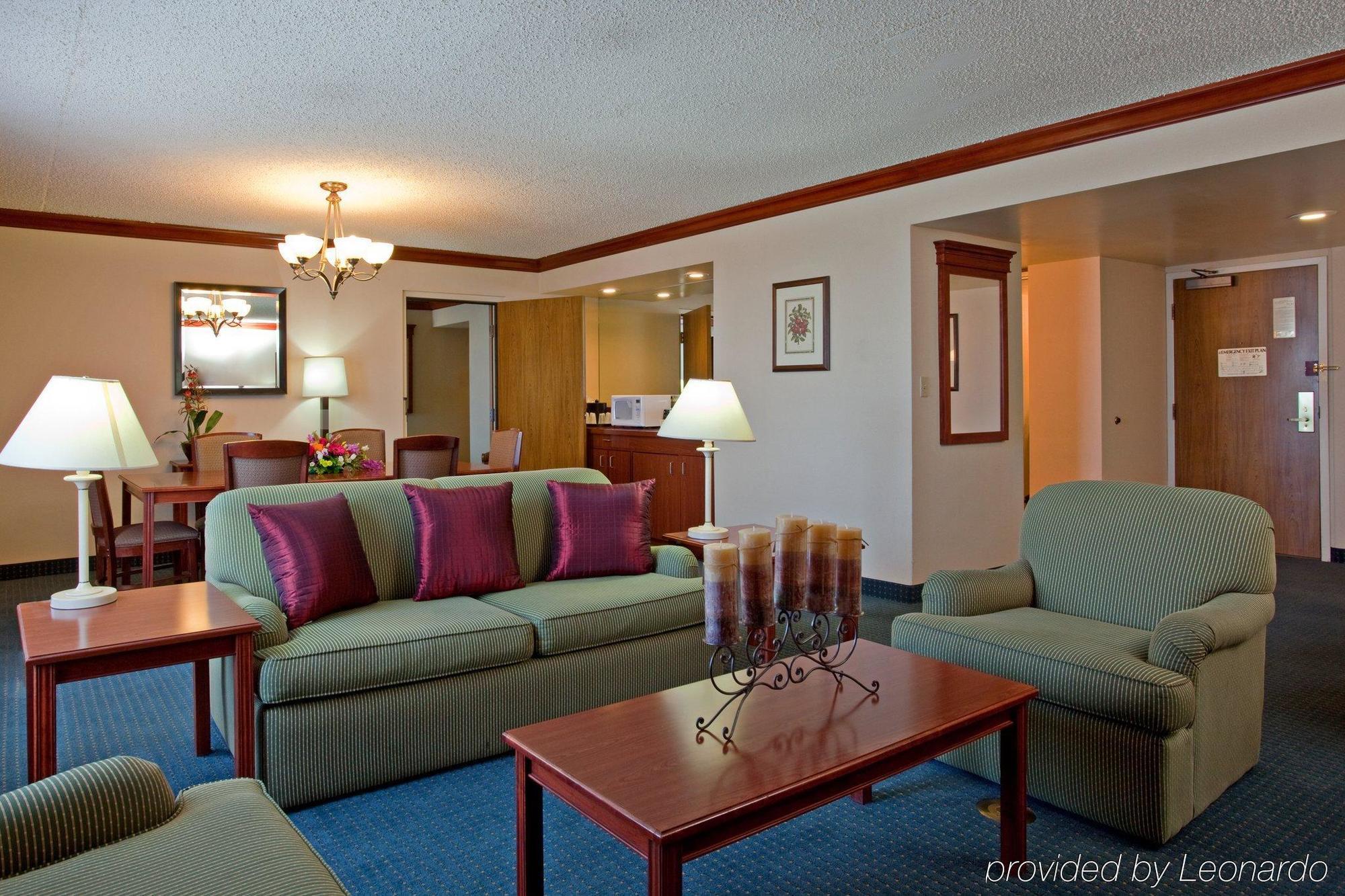 Holiday Inn La Mirada Buena Park By Ihg Interno foto
