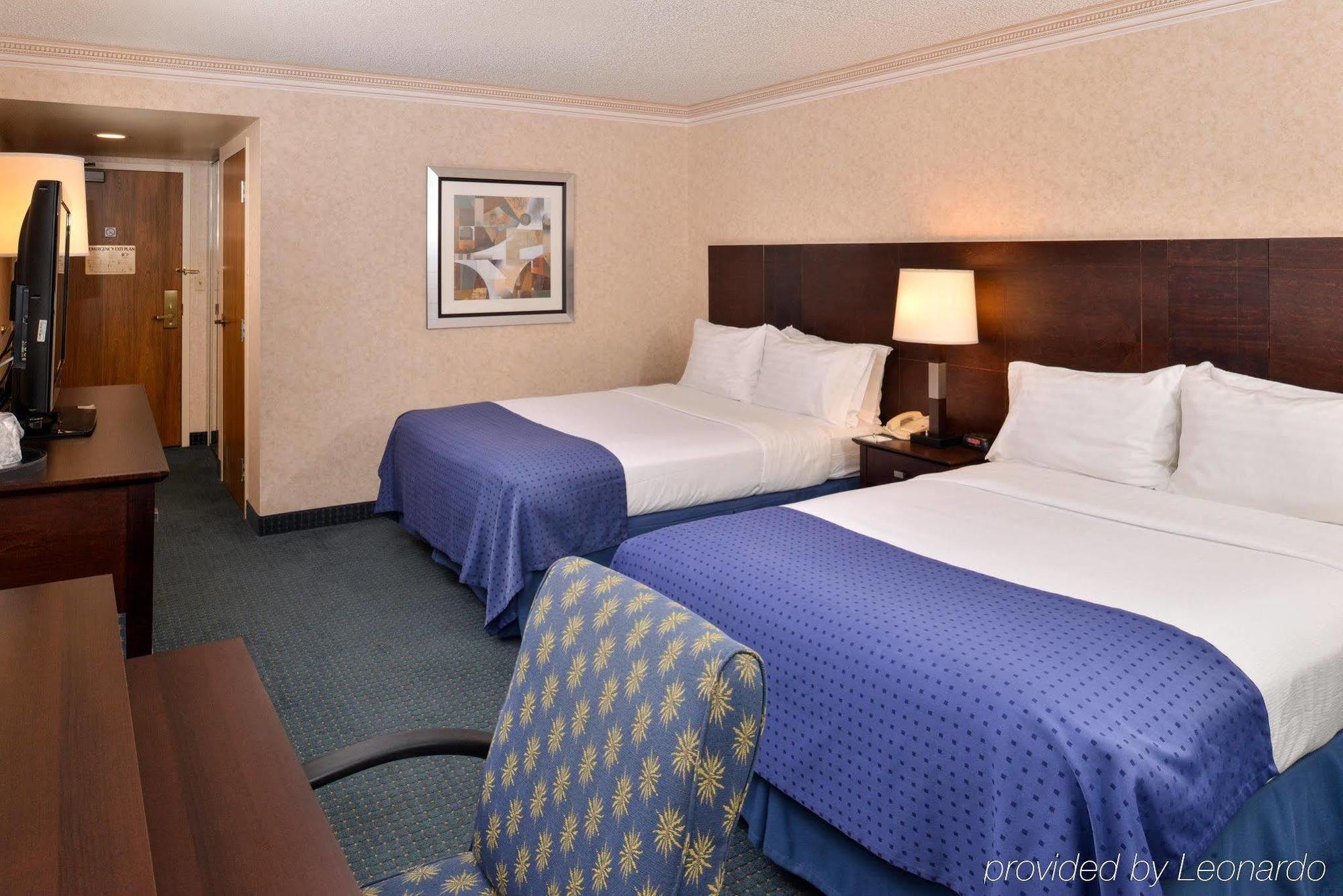 Holiday Inn La Mirada Buena Park By Ihg Esterno foto