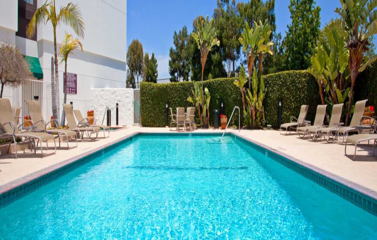 Holiday Inn La Mirada Buena Park By Ihg Esterno foto